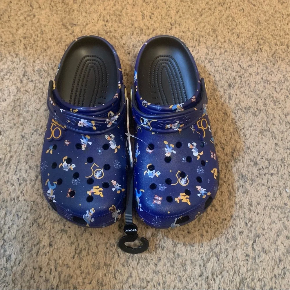 SOLD! NEW Disney 50th anniversary celebration crocs with original packaging - Picture 4 of 12